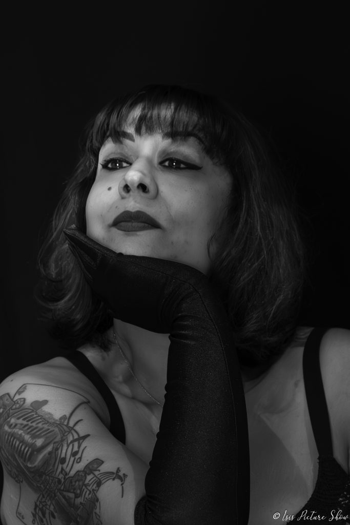 2024-10-20 Murielle Pin up studio ©isispictureshow-21