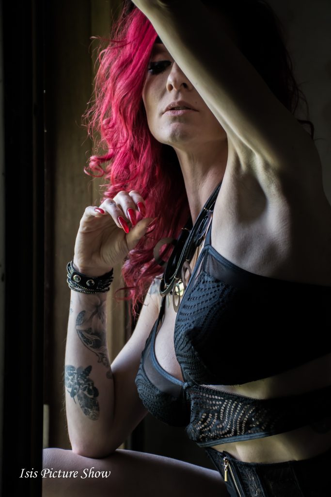 Alexia Glam Creature (10)
