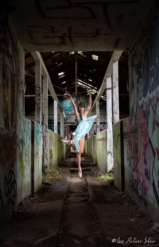 Leelou danseuse urbex ©Isis Picture Show-35