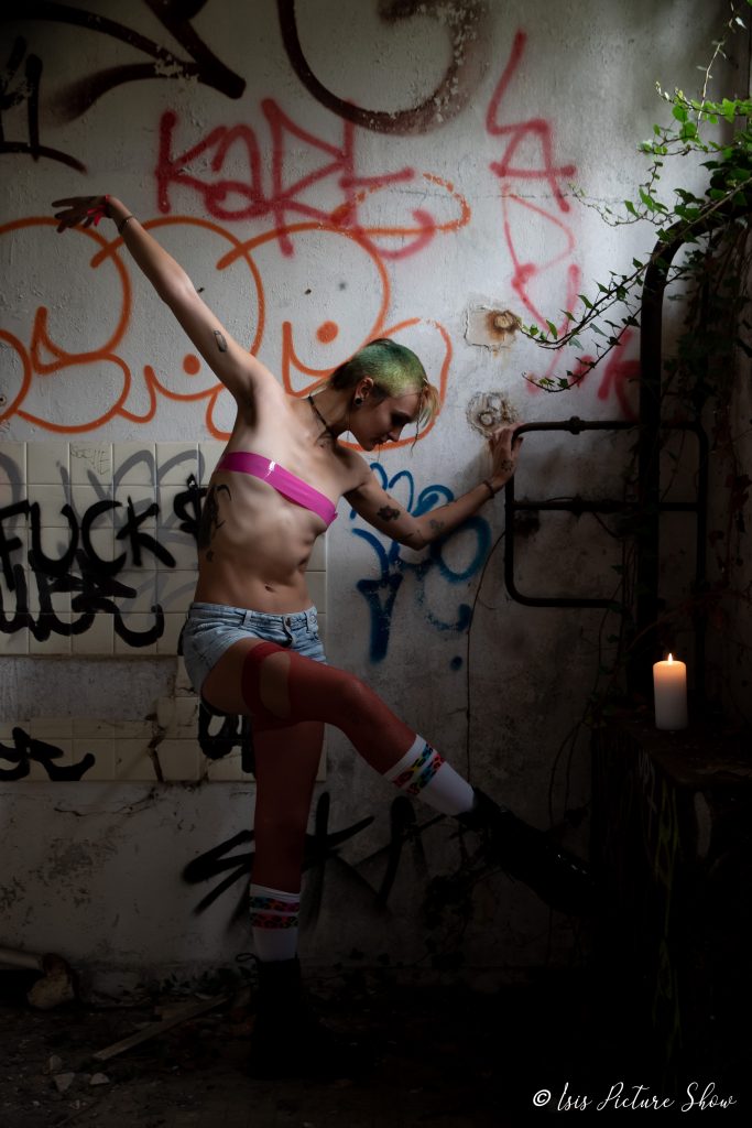 Leelou danseuse urbex ©Isis Picture Show-81